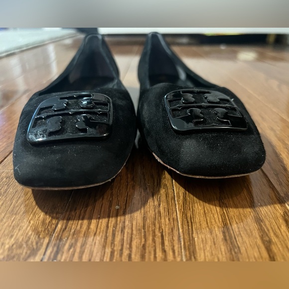 Tory Burch Georgia Black Suede Square Toe Ballet Flats with Emblem, size 7 EUC - Picture 7 of 13